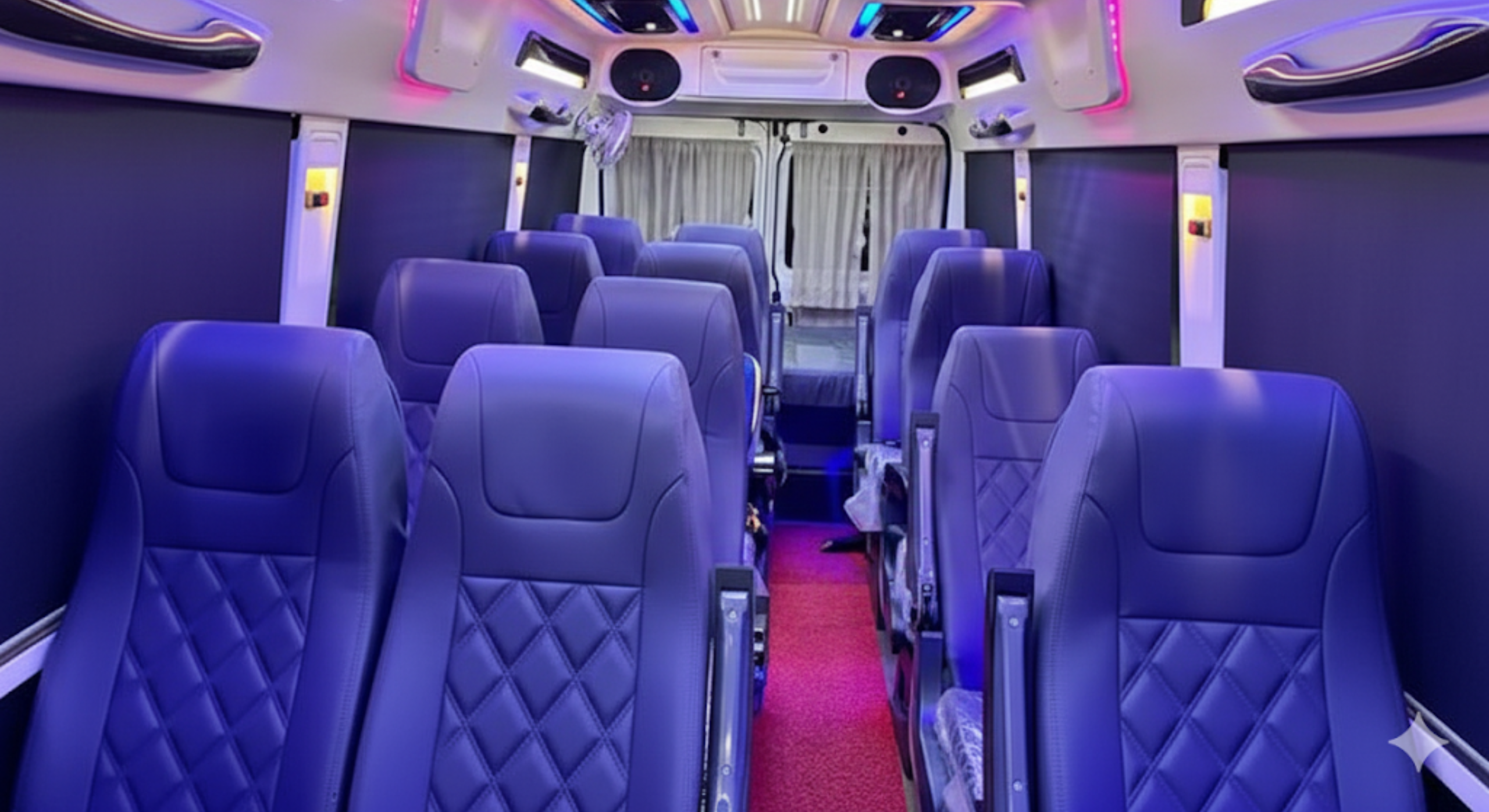 Luxury Tempo Travellers in Jaipur